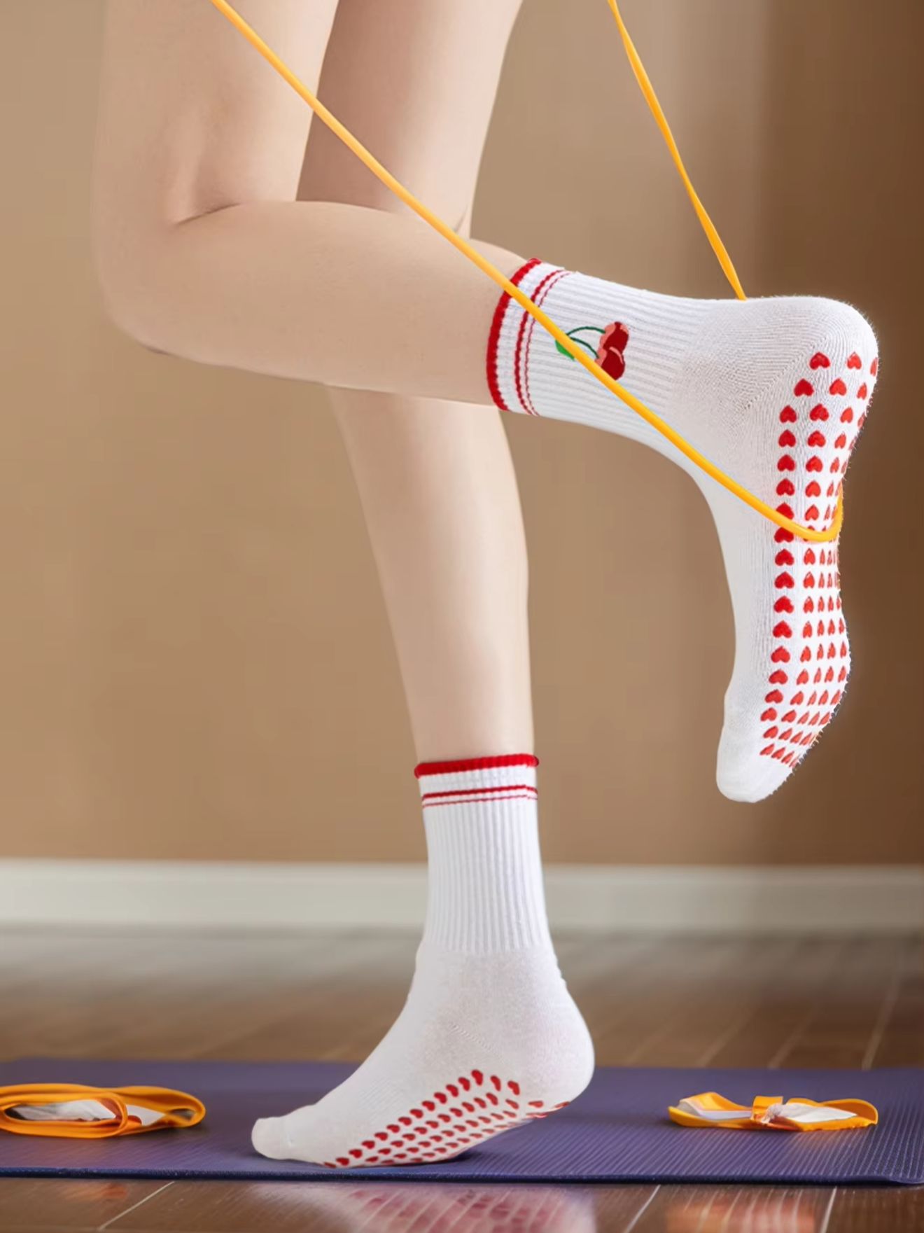 Pilates & Yoga Unleashed International Academy - 1 Pairs Cross-Border Professional Yoga Socks,